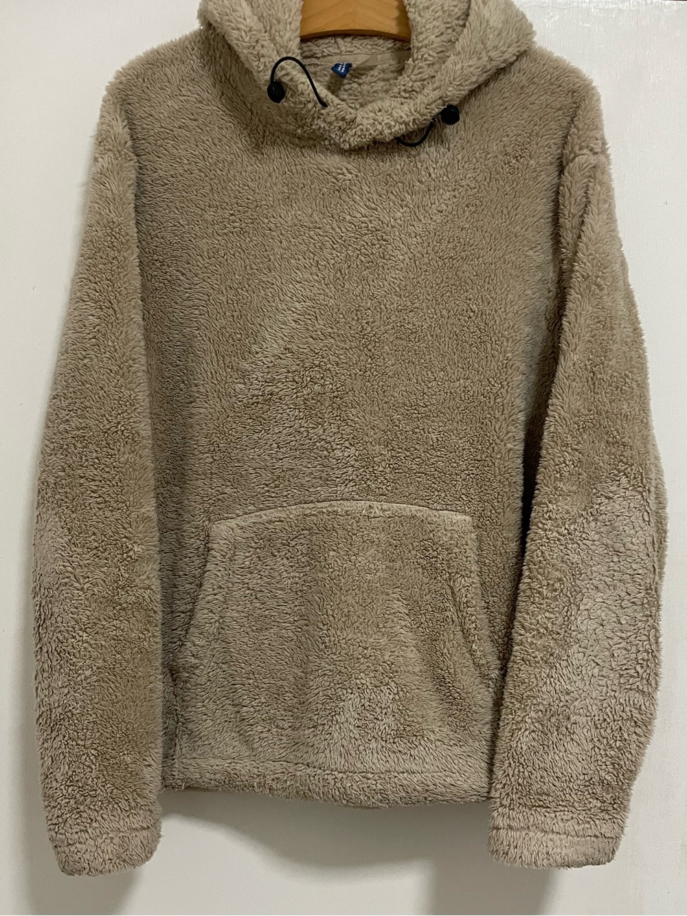 H&M Divided Teddy Fleece Hoodie M Beige Sherpa Pullover Cozy Kangaroo Pocket